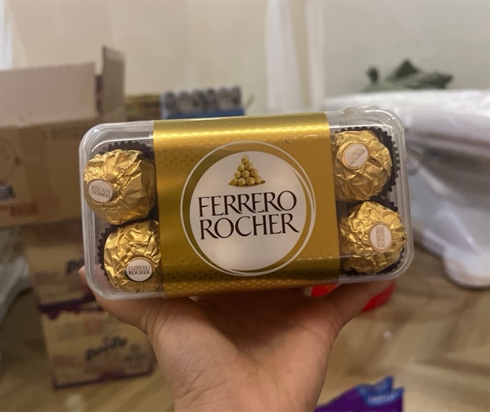 Socola hạt phỉ Ferrero Rocher 16 viên Đức