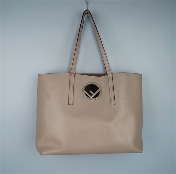 Túi Fendi nude kèm ví sz36 (A-T) KG+