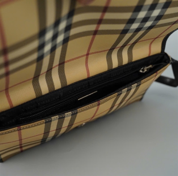 Túi BBR kẹp nách nâu vàng sz28 (A-T) KG+