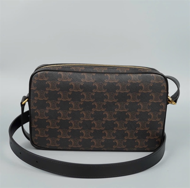 Túi Celine nâu in chữ sz23 (A-T) KG+