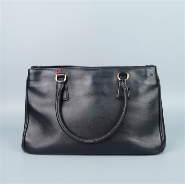 Túi Prada handle màu đen sz34 (A-T) KG+