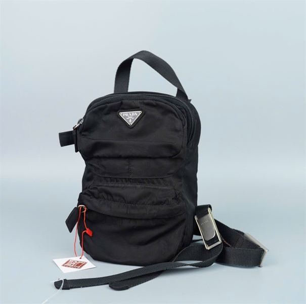Túi Prada đeo chéo màu đen sz15 (A-T) KG+
