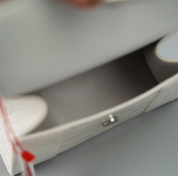 Túi Balenciaga handle trắng sz19 (A-T) KG+