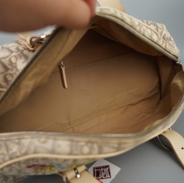 Túi Dior xám thêu hoa sz37 (A-T) KG+