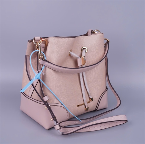 Túi MK bucket màu nude (A-T) sz22 KG+