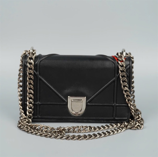 Túi Dior Woc đen sz18 (A-T) KG+