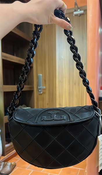 Túi Tory Burch màu đen sz20 (A-T) KG+
