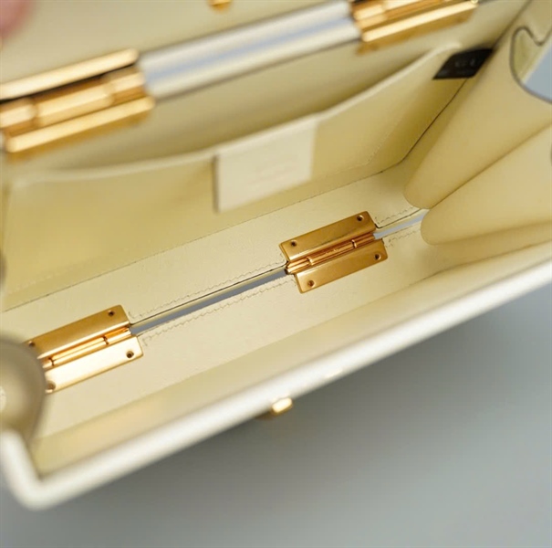 Túi GG hộp màu trắng sz20 (A-T) KG+