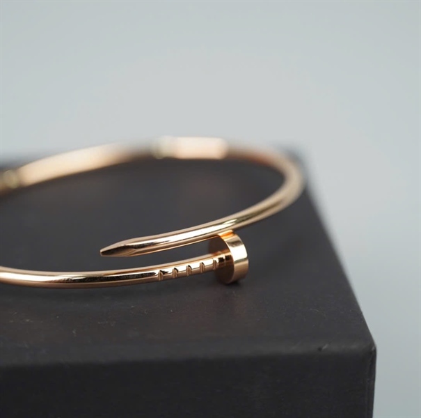 Vòng tay Cartier (YYD362) (A-T-Tag) có giấy kiểm định KG+