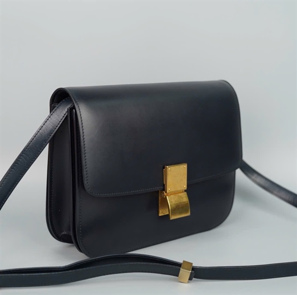 Túi Celine đen sz22 (A-T) KG+