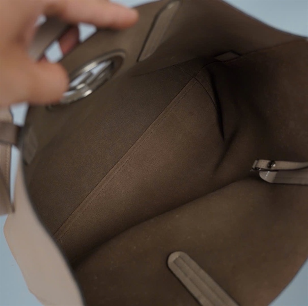 Túi Fendi nude kèm ví sz36 (A-T) KG+