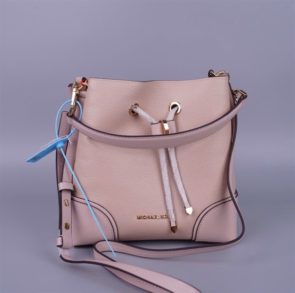 Túi MK bucket màu nude (A-T) sz22 KG+