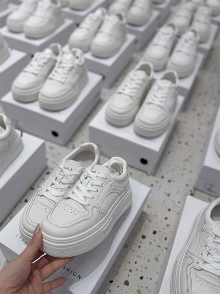 Giày TT Trắng 808-5