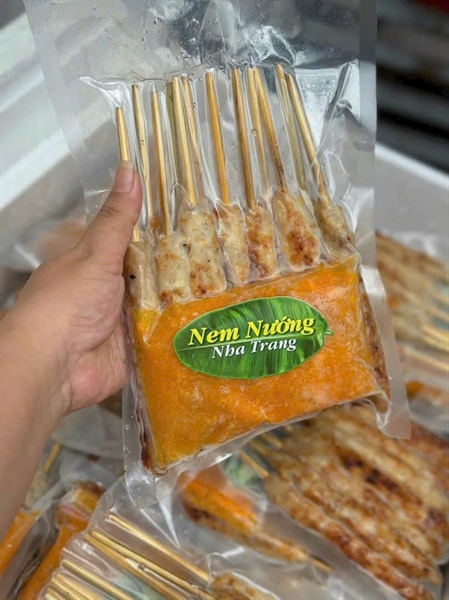 NEM NƯỚNG NHA TRANG