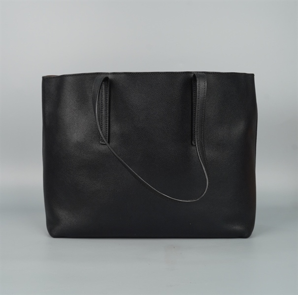 Túi Fendi Tote đen có lót form kèm ví sz36 KG+