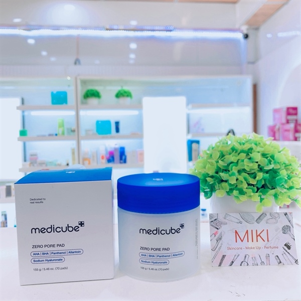 Toner Pad Medicube Zero Pore 70 miếng cấp ẩm tẩy tế bào chết nhẹ thu nhỏ lỗ chân lông, giảm mụn ẩn & đầu đen sợi bã nhờn