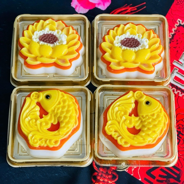 Khuôn rau câu Cá chép hoa sen