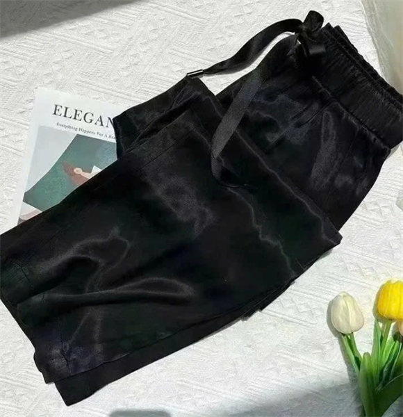 Quần ống suông nữ lụa lạnh