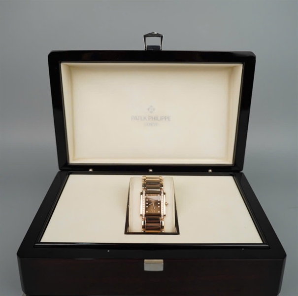 Đồng hồ Patek Philippe Geneve mặt vuông vàng (C751CP) (HC) +