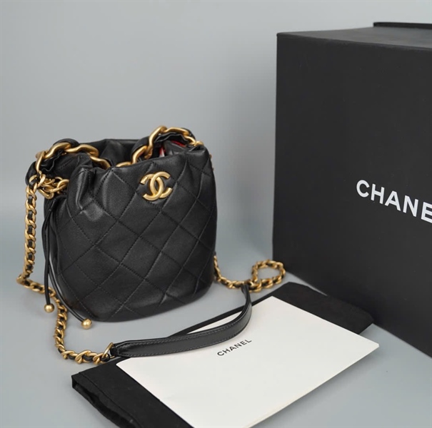 Túi Chanel bucket màu đen sz16 +