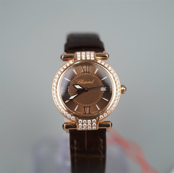 Đồng hồ Chopard mặt nâu viền đá dây nâu (1781680) (HC) KG+