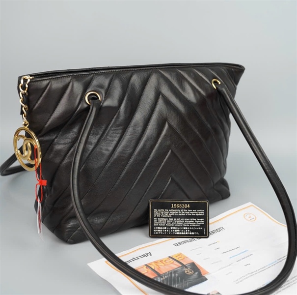 Túi Chanel tote đen (1968304) sz32 KG+