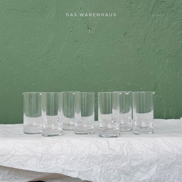 Ly rượu thuỷ tinh có miệng rót size 2.8x6cm