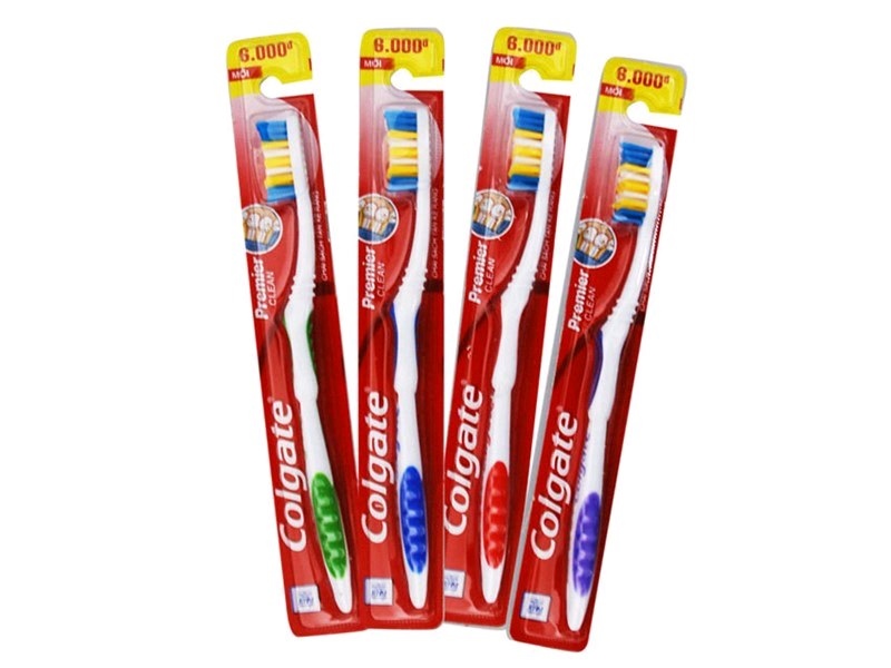 Bàn chải đánh răng Colgate Premier Classic clean