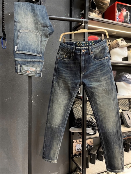 Jean QC Cao Cấp MCC-LD8068 xanh đậm was lưng thêu Bos