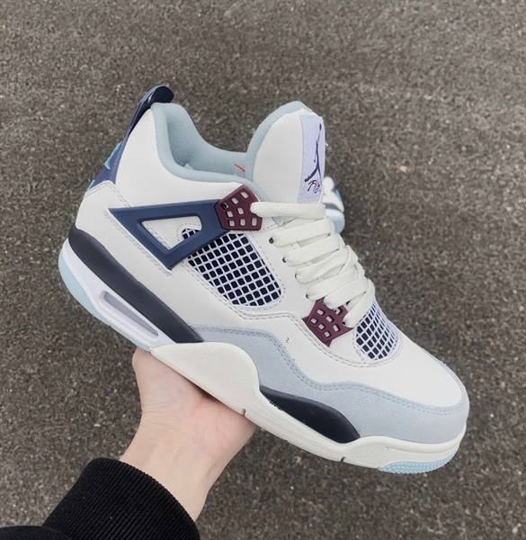 Nike Air Jordan 4 Trắng Xanh Dương