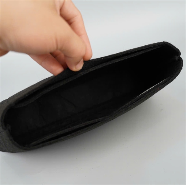 Lót form đen18x9x31 cm +