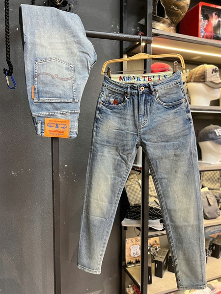 Jean QC Cao Cấp MCC-LD8122 xanh retro bạc túi thêu chỉ nâu