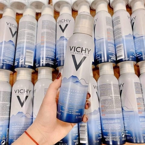 Xịt khoáng Vichy 150ml