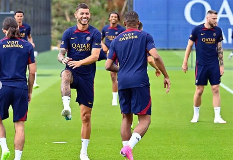 QA bóng đá SP - PSG Training 23
