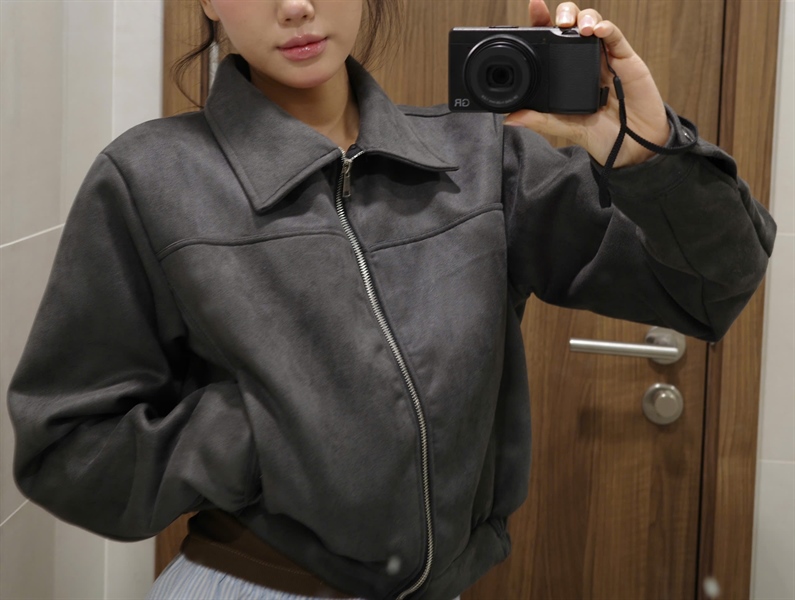 TWENTI Áo Khoác Da Lộn Croptop - XÁM