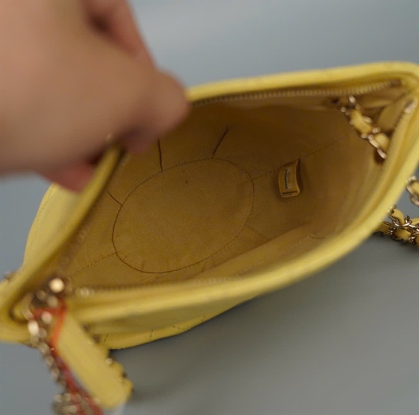 Túi Chanel màu vàng (27568668) sz16 KG +