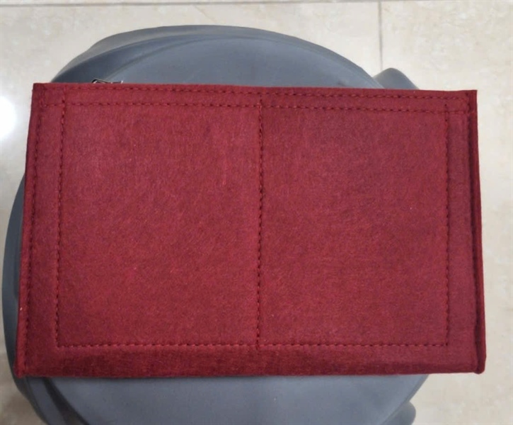 Lót form màu đỏ sz13x23x9 cm +