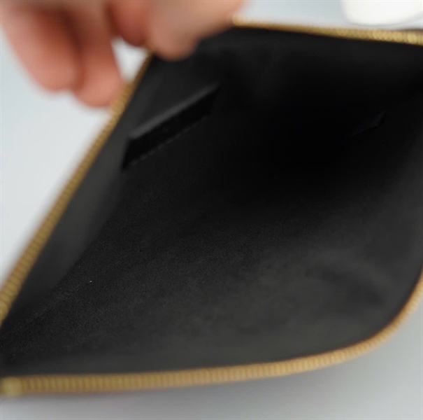 Túi LV Clutch hoa nâu in hình sz22 (HC)+