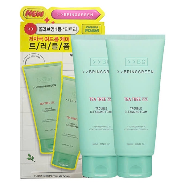 Sữa rửa mặt làm dịu da Bring Green Teatree Cica Trouble Cleansing Foam