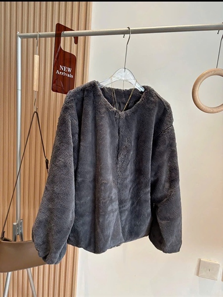 Áo khoác lông xuất Nhật