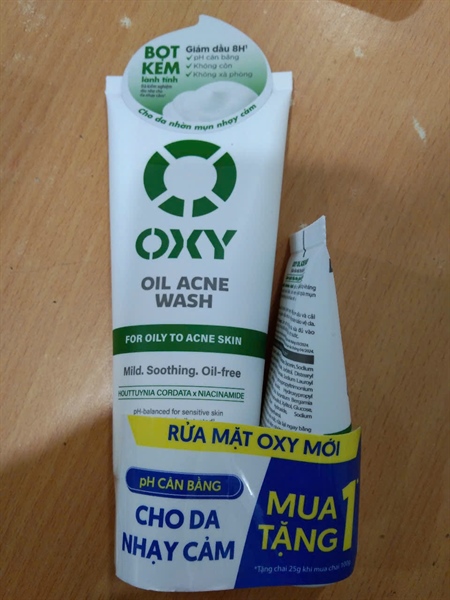 Sữa rửa mặt cho da dầu & mụn (OXY OIL ACNE WASH) 100g - Vrohto