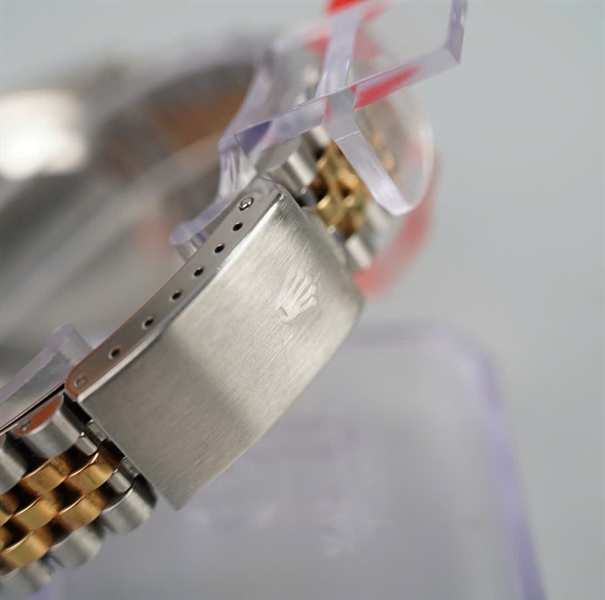 Đồng hồ Rolex mặt tròn viền vàng dây bạc sz36 (HC) KG+