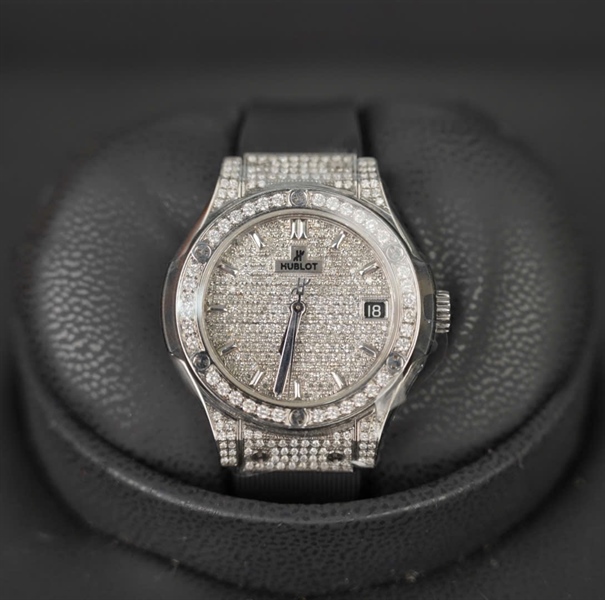 Đồng hồ Hublot mặt tròn đính đá dây đen (1377718) (HC)+