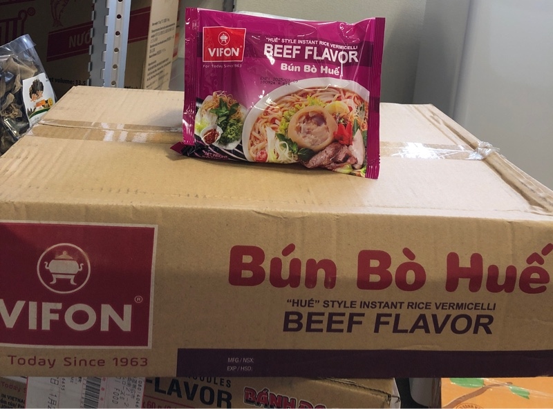 Bún bò huế vifon thùng 30 gói