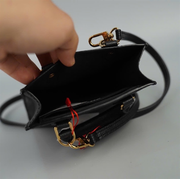 Túi LV Sac Plat da bê hoa đen sz13 +