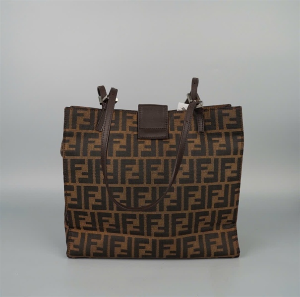 Túi Fendi tote nâu đậm sz29 KG+