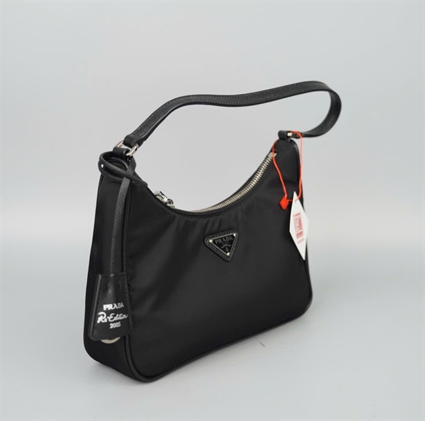 Túi Prada đen sz22 (A-T) KG+