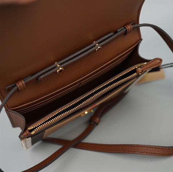 Túi BBR chữ nhật nâu (ITQUASRLCAL) sz18 (A-T) KG+