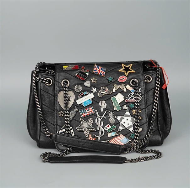 Túi YSL màu đen đính charm sz23 KG+