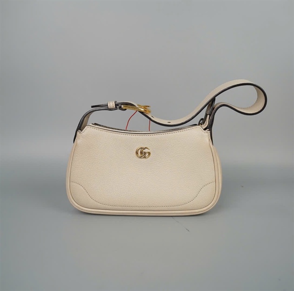 Túi GG kẹp nách trắng (739076213317) sz20 KG+